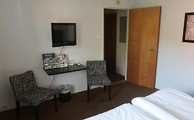 Hotel Aveny Bed & Breakfast